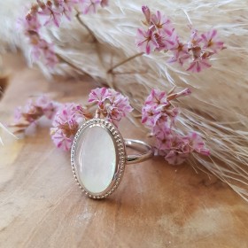 Bague élégance nacre