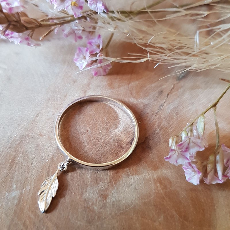 Bague anneau plume