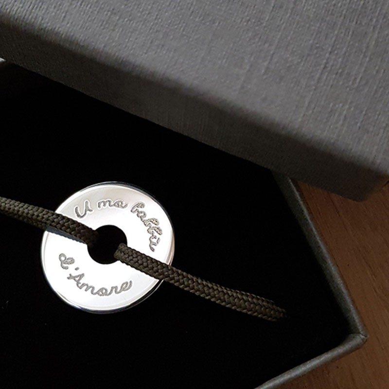 Bracelet homme cordon cible personnalisable en argent